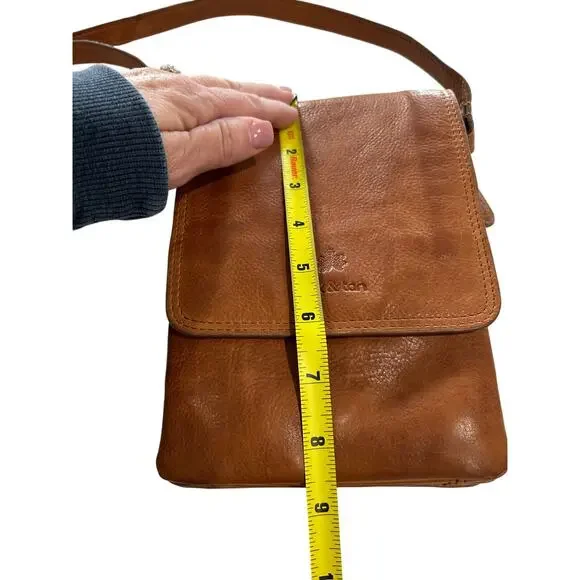Oak & Tan Linzia Small Brown Leather Crossbody Bag Purse Minimalist Classic - Picture 10 of 12